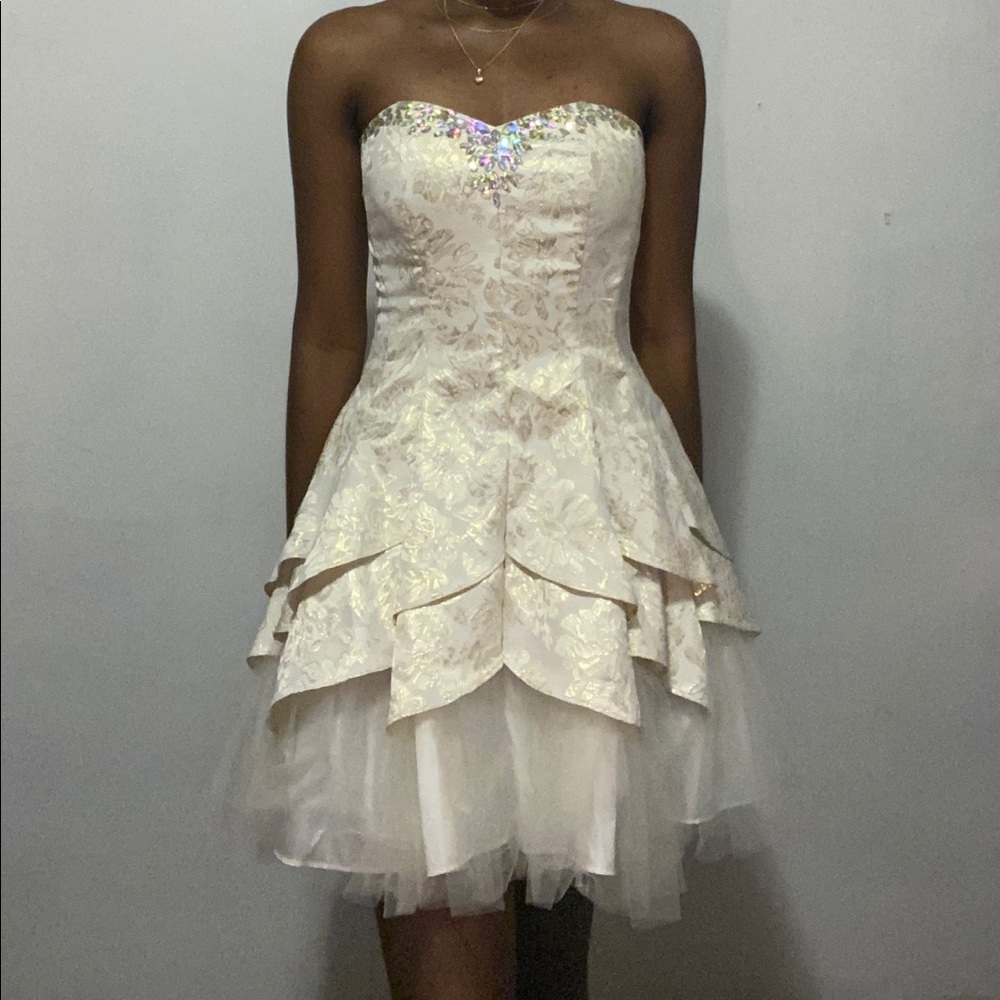 Cream Sweetheart Strapless A-Line Mini
